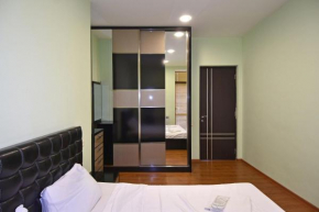 Spacious 2-Bedroom Apartment with Breathtaking City Views in the Heart of the City Center